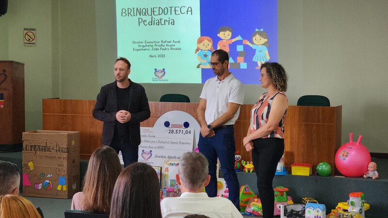 Santa Terezinha inaugura nova brinquedoteca para as crianças da ala pediátrica