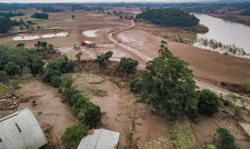 Governo federal libera recursos para recuperação de áreas no RS