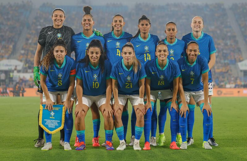 Seleção feminina encerra 2024 na 7ª posição do ranking da Fifa