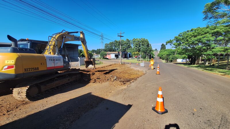 Começam obras de alargamento da Rua Dr. João Caruso