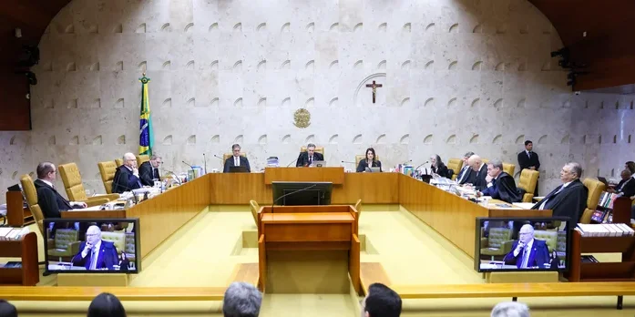 https://auonline.com.br/upload/noticias/2025/06/md_9a98664e47371d6bfcffdc7631a78b85.webp