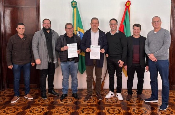 https://auonline.com.br/upload/noticias/2025/07/md_c7cb3bc5daa2ffad0a132389ede1c45c.jpg