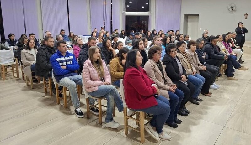 https://auonline.com.br/upload/noticias/2025/08/md_9e07e8377c31453c27583744ee2b0931.jpg