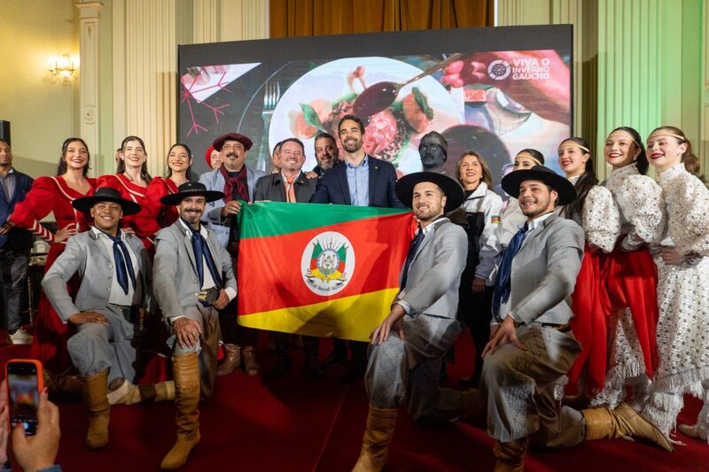 https://auonline.com.br/upload/noticias/2025/08/md_b70d0e027d29d0b637432a0883dcddc9.jpg