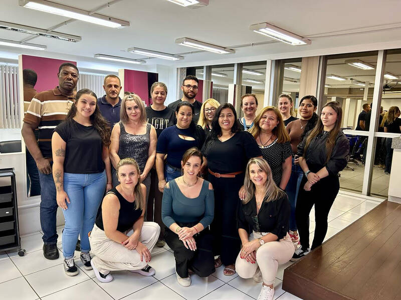 Nova turma de Cabeleireiro do Senac Erechim abre portas para emprego e renda